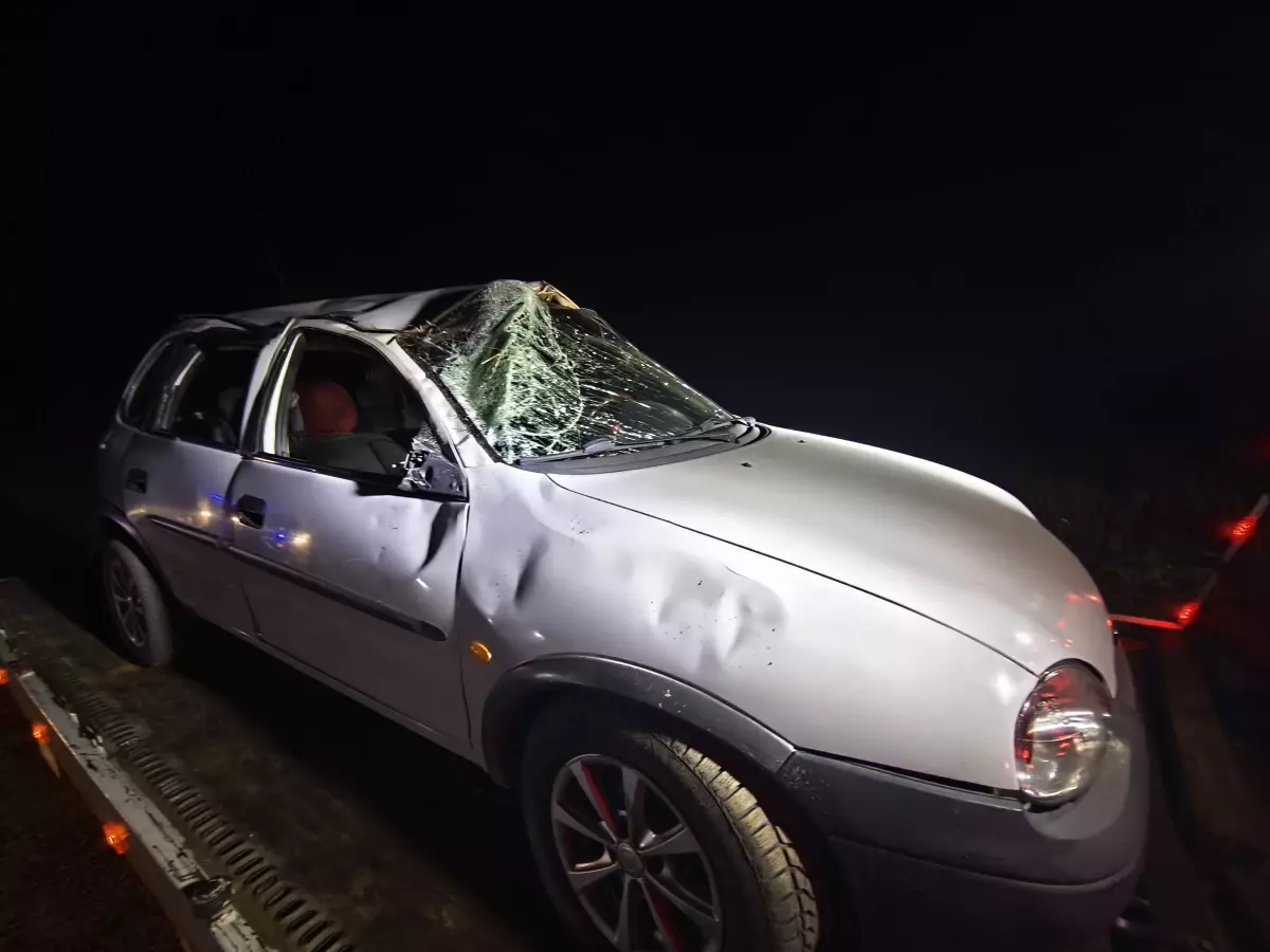 Keşan\'da Takla Atan Araçta 2 Yaralı