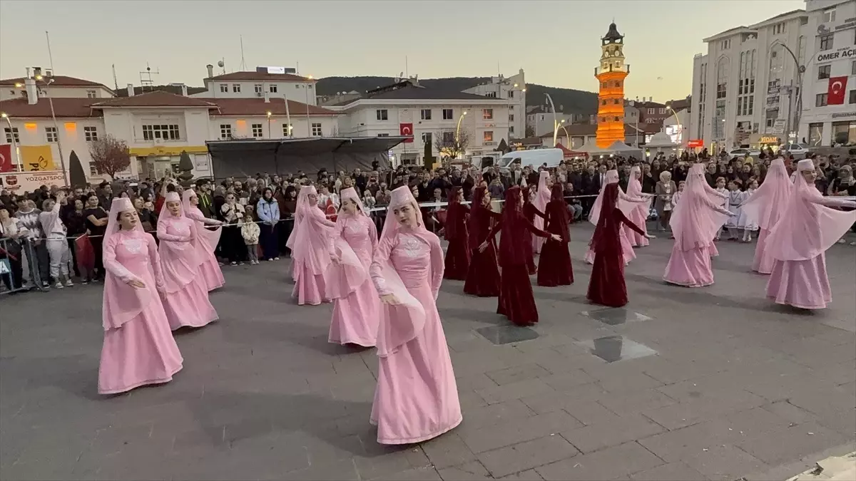 Yozgat\'ta Halk Dansları Şenliği Başladı