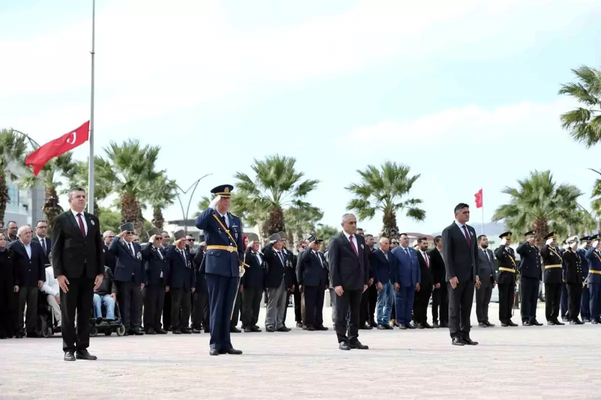 Aliağa\'da Cumhuriyet\'in 102. yıl kutlamaları başladı