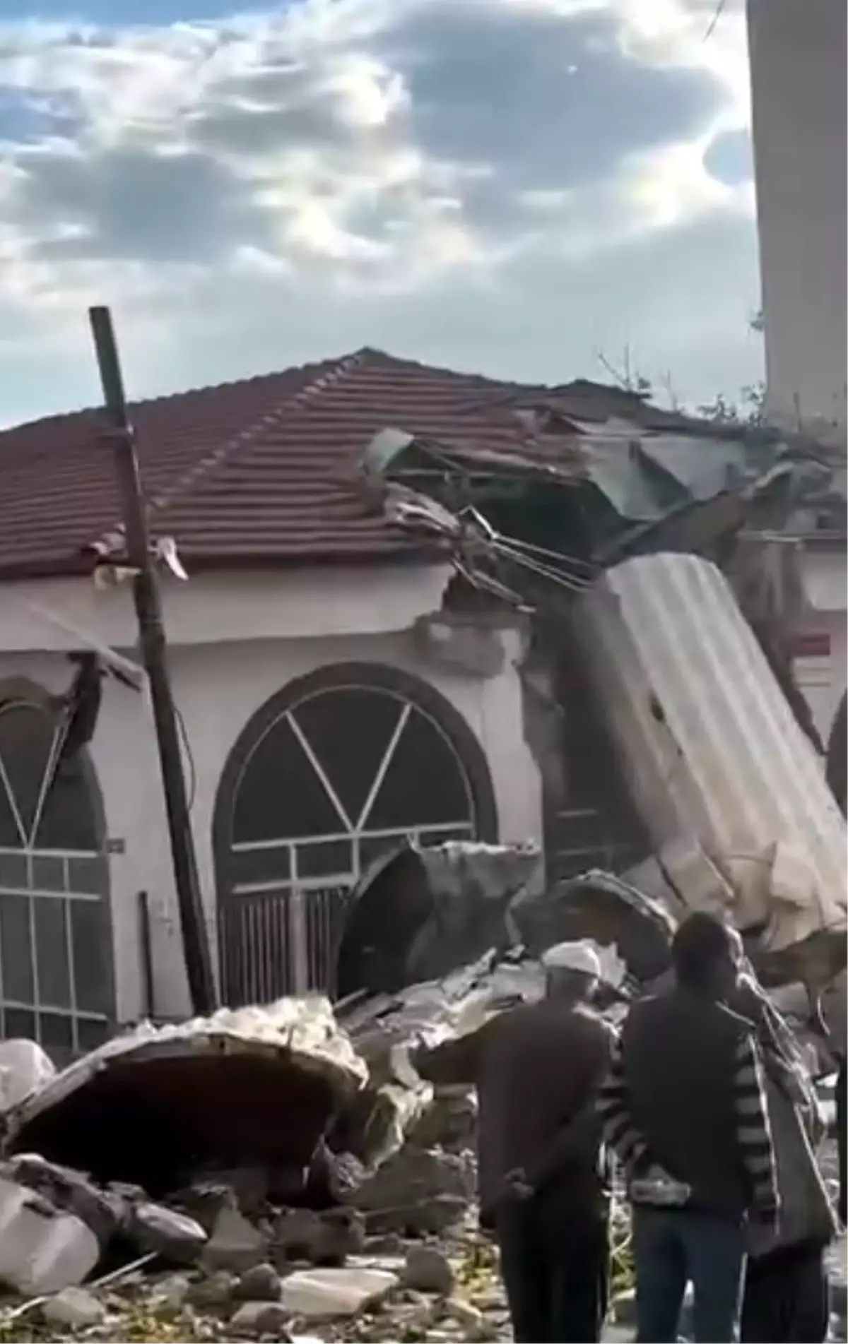 Ankara\'da Minare Devrildi