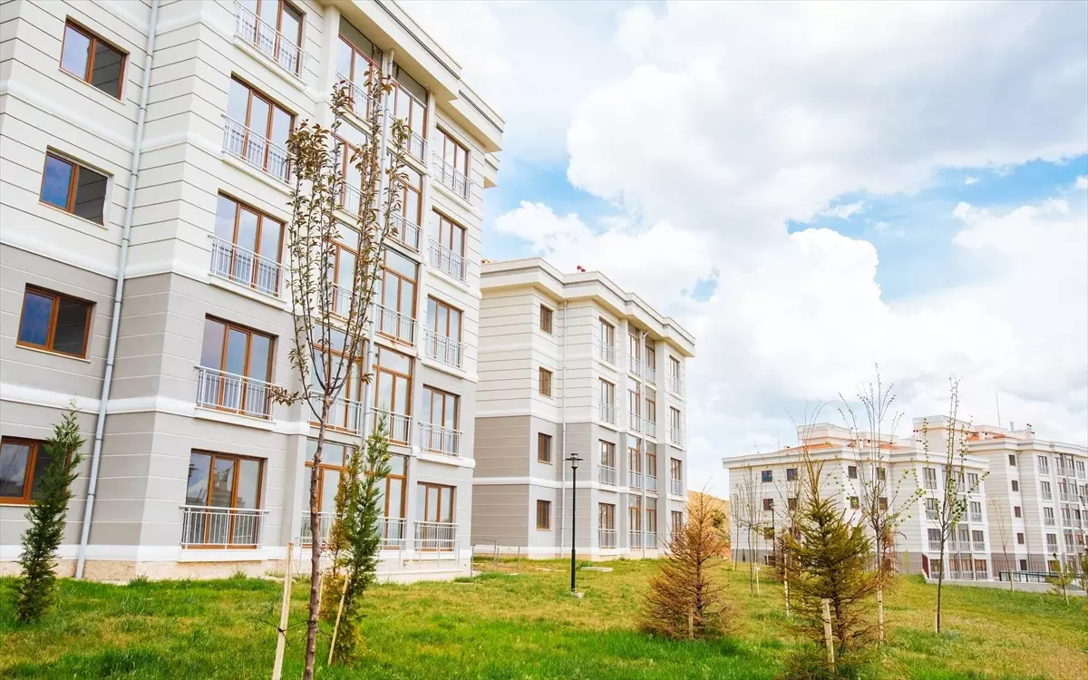 TOKİ Konutlarının Sağlamlığı Vurgulandı