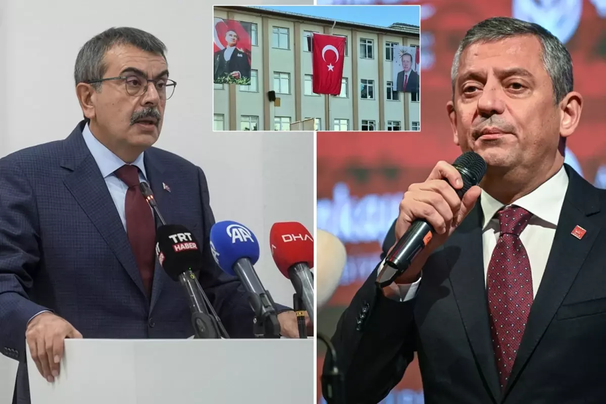 Bakan Tekin\'den okullara Cumhurbaşkanı Erdoğan\'ın posterinin asılmasıyla ilgili eleştirilere yanıt