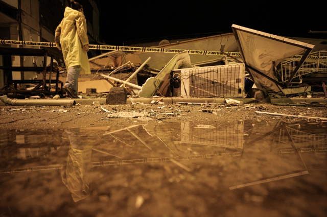 Balıkesir beşik gibi! 6.1'lik deprem sonrası 100'den fazla artçı meydana geldi Balıkesir beşik gibi! 6.1'lik deprem sonrası 100'den fazla artçı meydana geldi