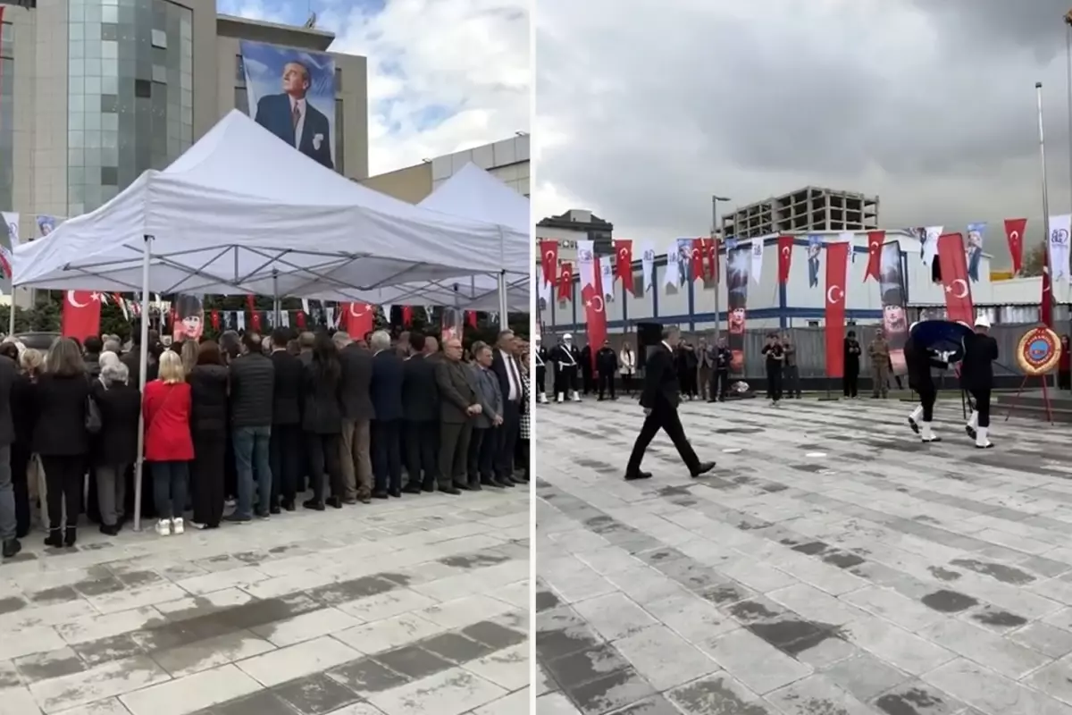 Bayrampaşa\'da AK Partili başkanvekiline 29 Ekim töreninde protesto