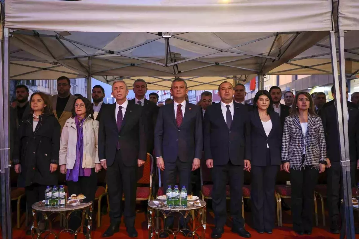 CHP Genel Başkanı Özgür Özel, Elmadağ\'da Cumhuriyet Bayramı Kutladı