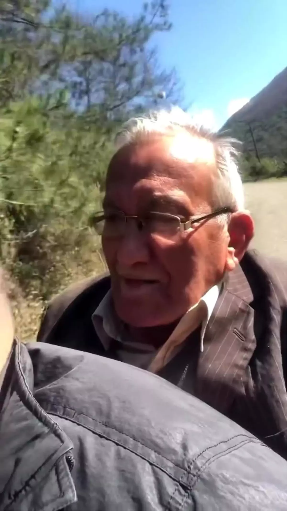 Dede ile torununun motosiklet yolculuğu yüzleri gülümsetti