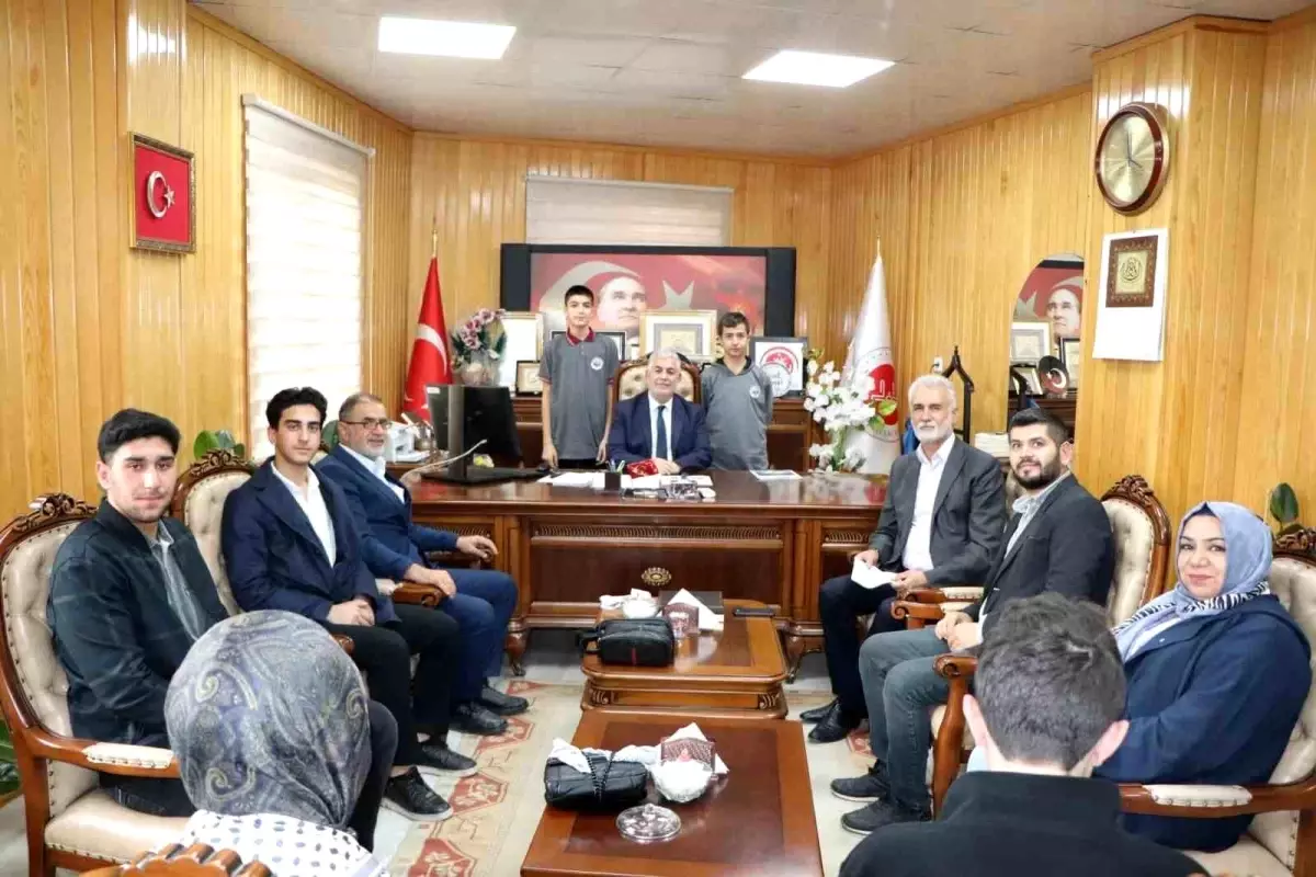 Elazığ\'dan Filistin\'e Destek Kampanyası