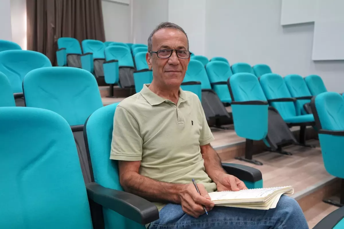 Emekli Hakim Sinemacı Olma Yolunda