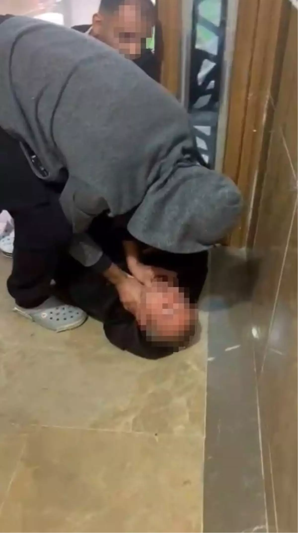 Esenyurt\'ta Tacizci Mahalleli Tarafından Yakalandı