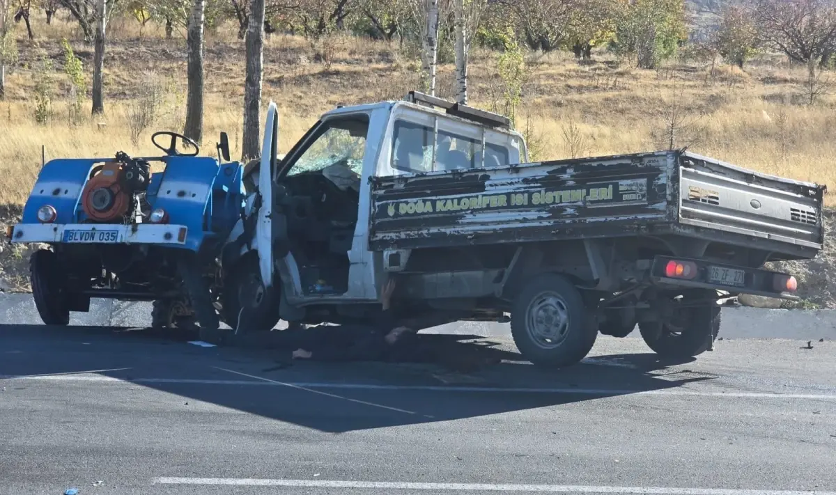 Bolvadin\'de Kaza: Çiftin Hayatı Kaybedildi
