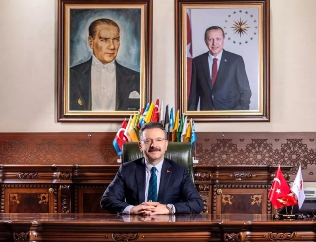 Eskişehir\'de 29 Ekim Cumhuriyet Bayramı mesajları