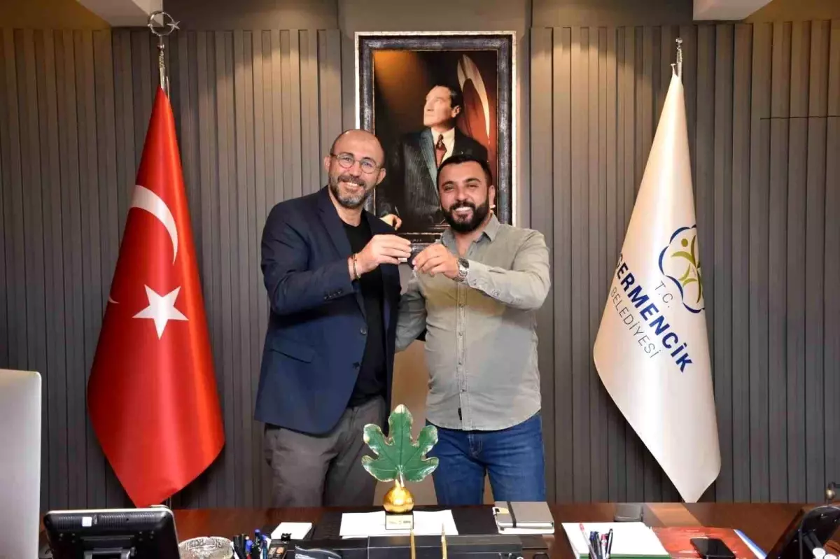 Germencik İncir Festivalinde Traktör Çekilişi Yapıldı