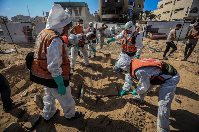 İsrail, Gazze'yi bombalıyor! Hamas'tan ilk açıklama geldi