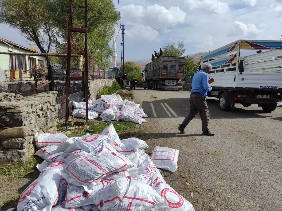 Bingöl\'de 5 Bin Aileye Kömür Desteği