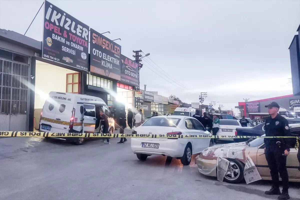 Silahlı Saldırı: 12 Yaralı