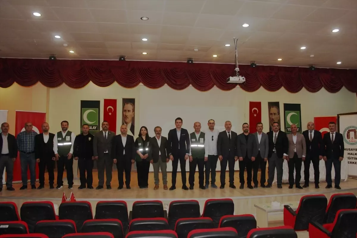 Nusaybin\'de Bağımlılıkla Mücadele Semineri