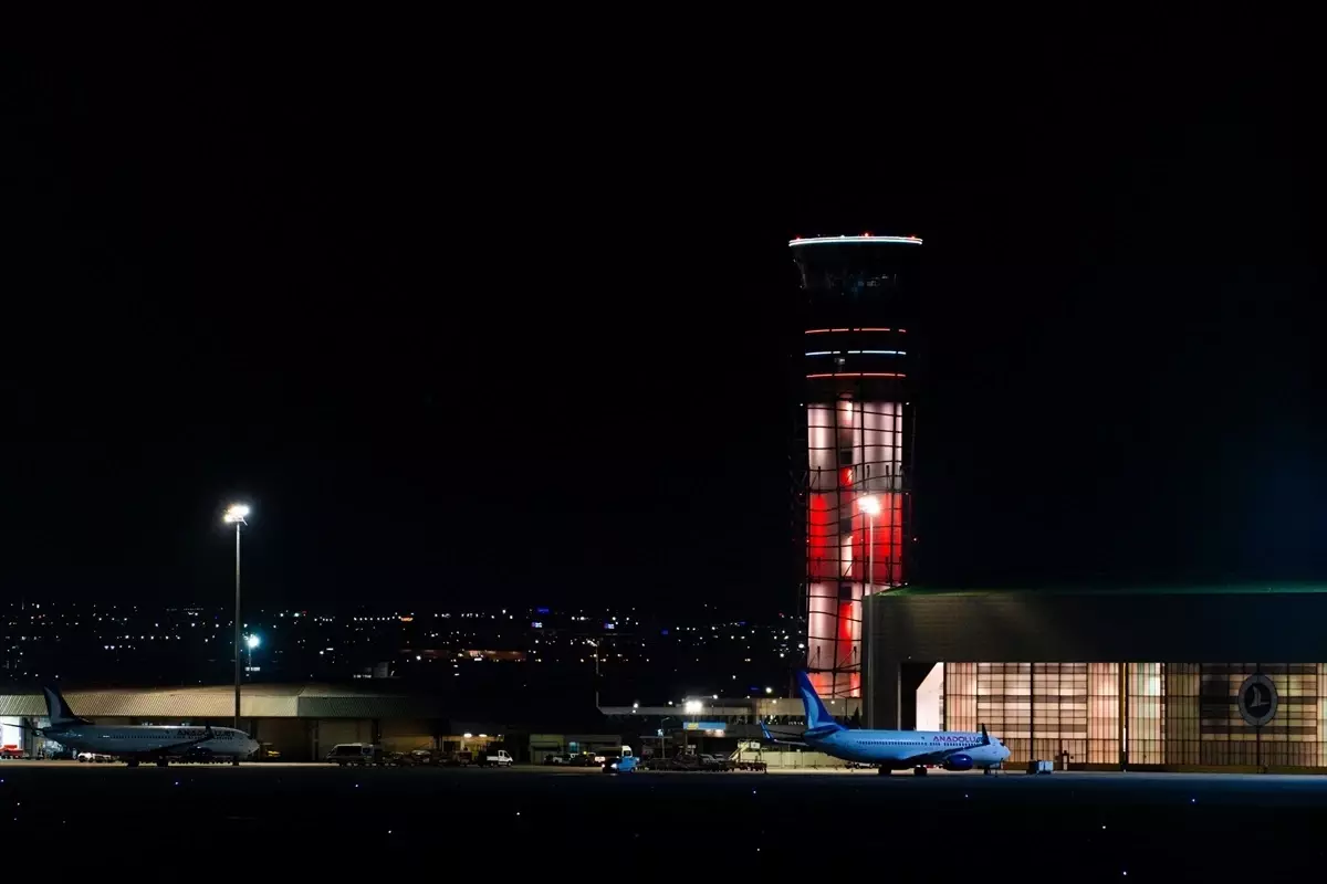 Cumhuriyet Bayramı Coşkusu Havalimanında