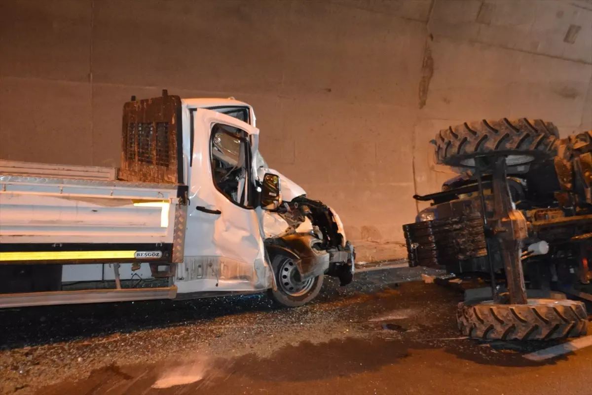 Samsun\'da Tünel Kazası: Traktör Sürücüsü Hayatını Kaybetti