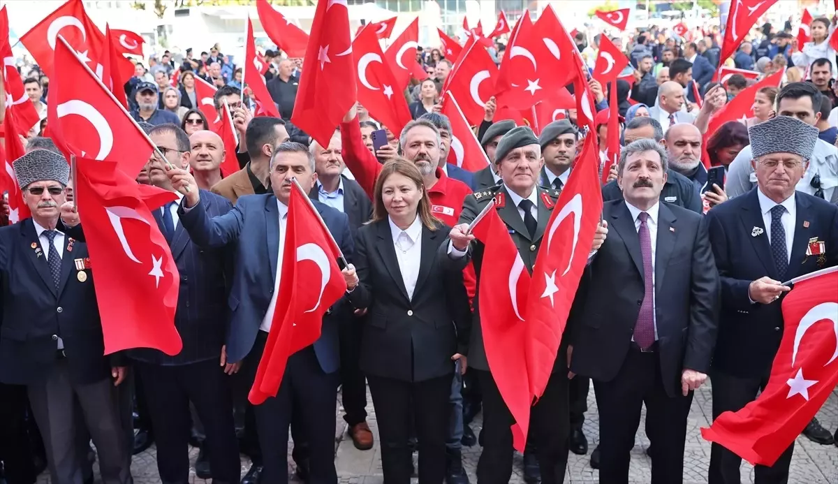 Samsun ve çevre illerde Cumhuriyet\'in 102. yılı kutlanıyor