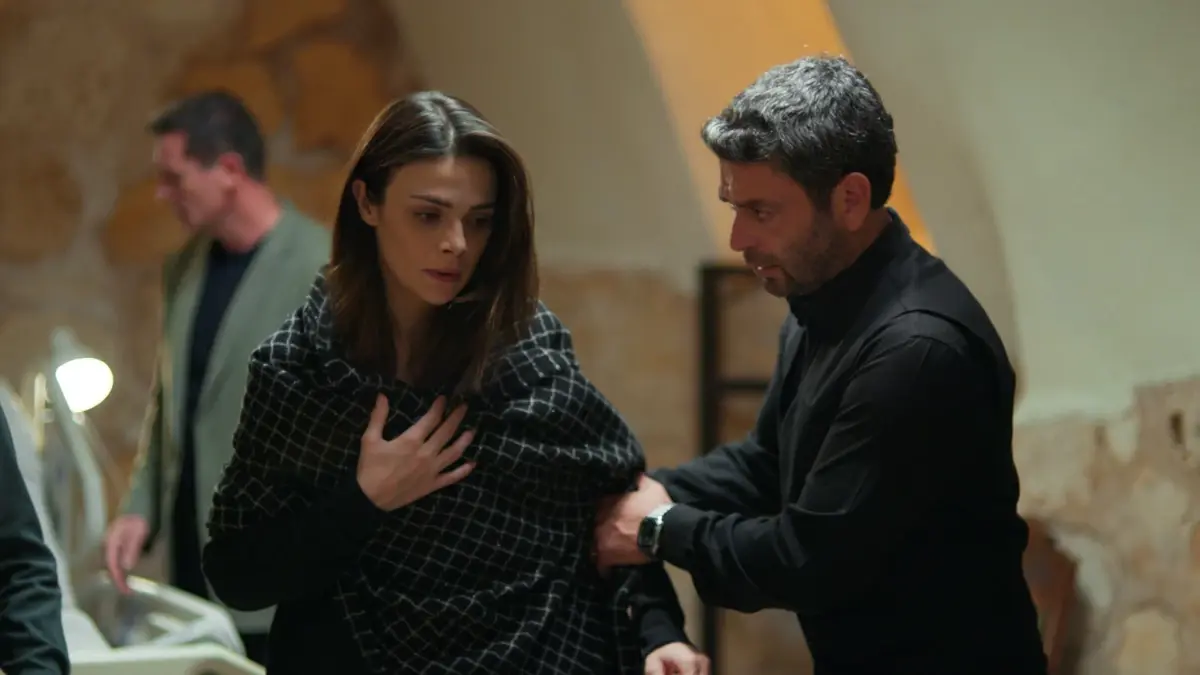 Uzak Şehir Reyting Zirvesinde!