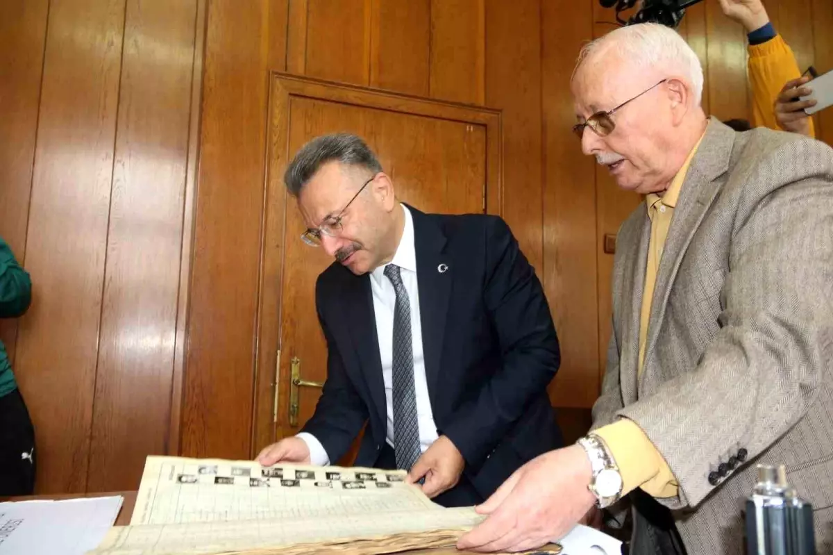 Vali Aksoy\'dan 100 Yıllık İşletmeye Ziyaret