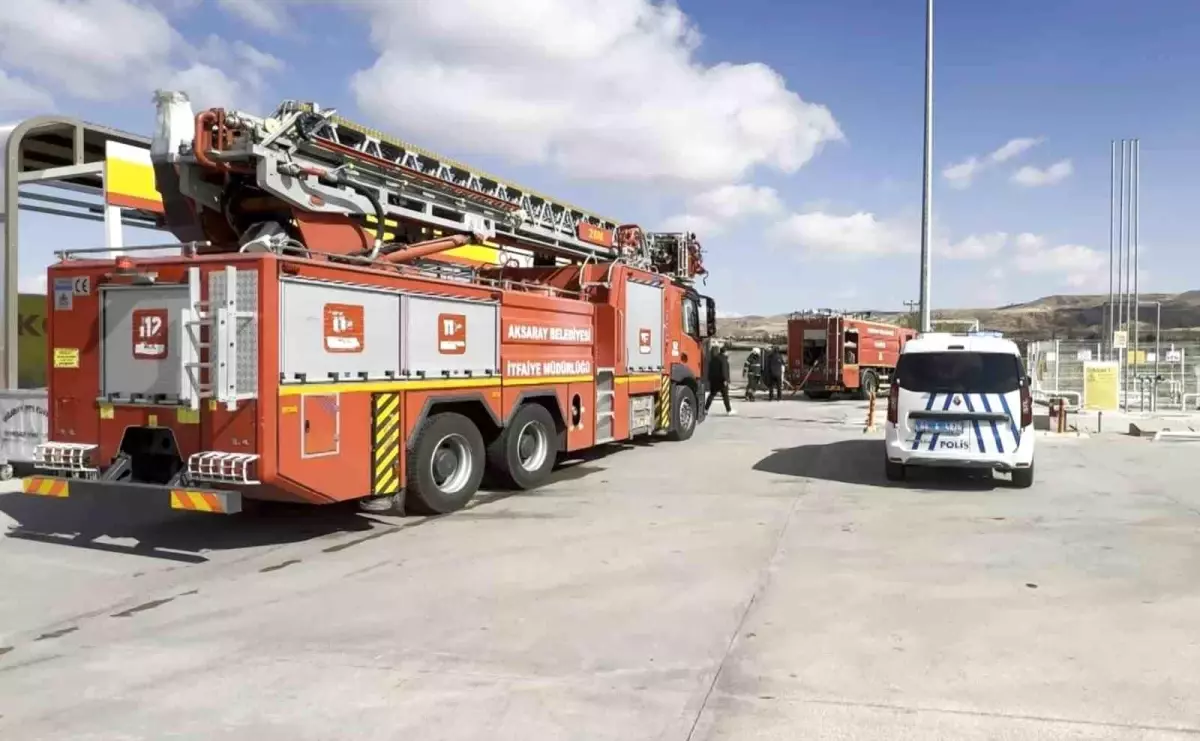 Aksaray\'da Yağ Deposunda Yangın