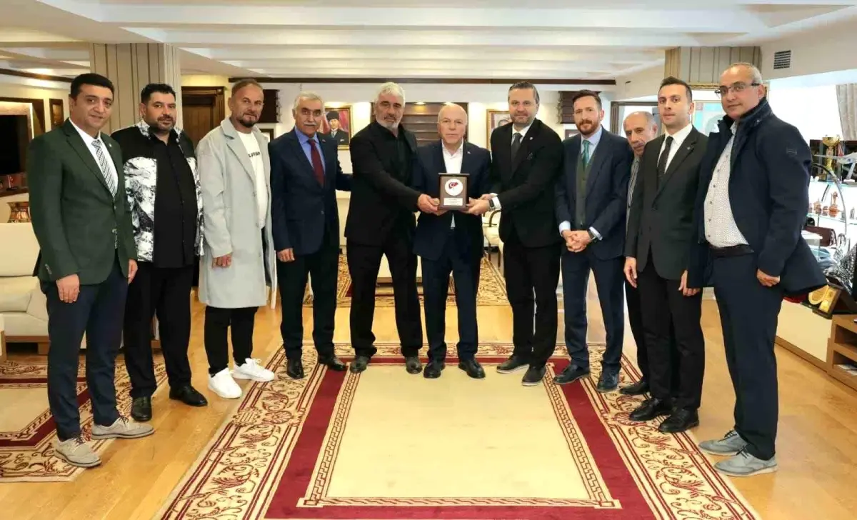 Başkan Sekmen, Erzurum Spor Camiası ile Bir Araya Geldi