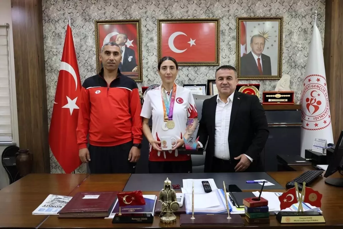 Bilecikli Atlet Tiran Maratonu\'nda İkinci Oldu