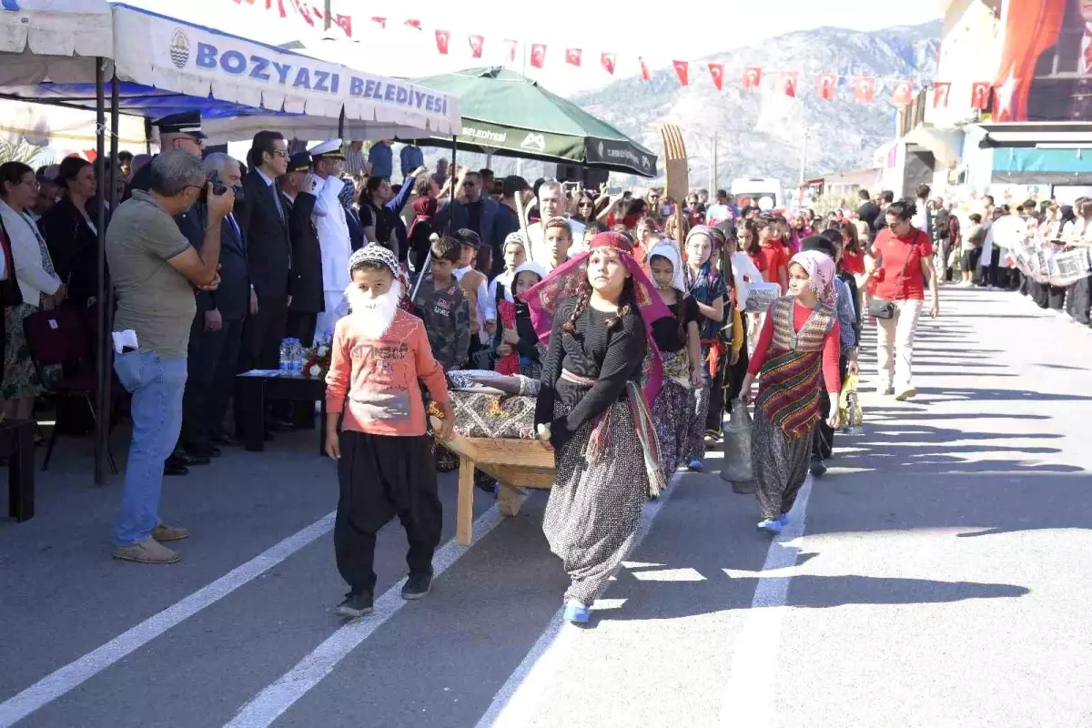 Bozyazı\'da Cumhuriyet Bayramı Coşkuyla Kutlandı
