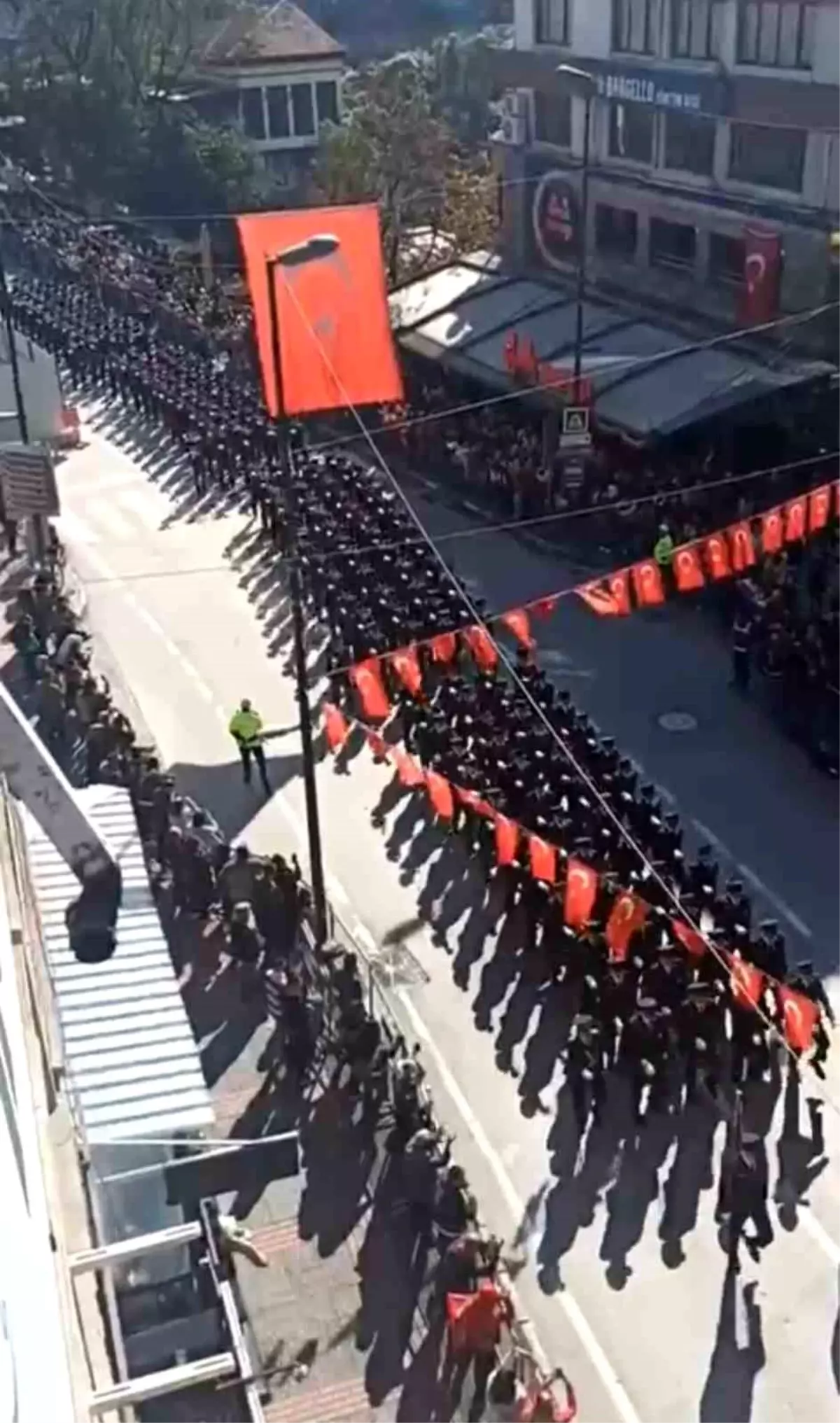 Bursa\'da Gurur Dolu 29 Ekim Törenleri