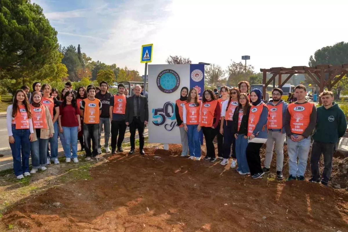 BUÜ 50. Yıl Sokağı\'na Fidan Dikti