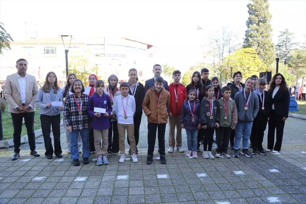 Çanakkale\'nin ilçelerinde Cumhuriyet\'in 102. yılı kutlanıyor