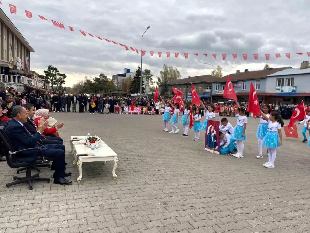 Cumhuriyetin 102. Yılı Arpaçay\'da Coşkuyla Kutlandı