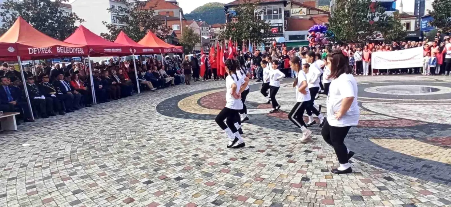 Devrek\'te 29 Ekim Cumhuriyet Bayramı Coşkuyla Kutlandı