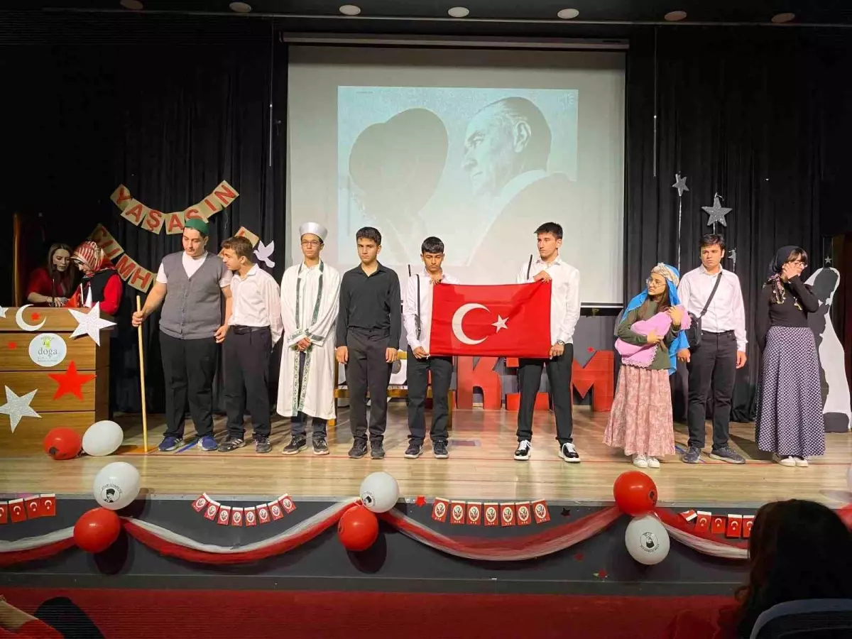 Adıyaman Doğa Koleji\'nde Coşkulu Cumhuriyet Bayramı Kutlaması