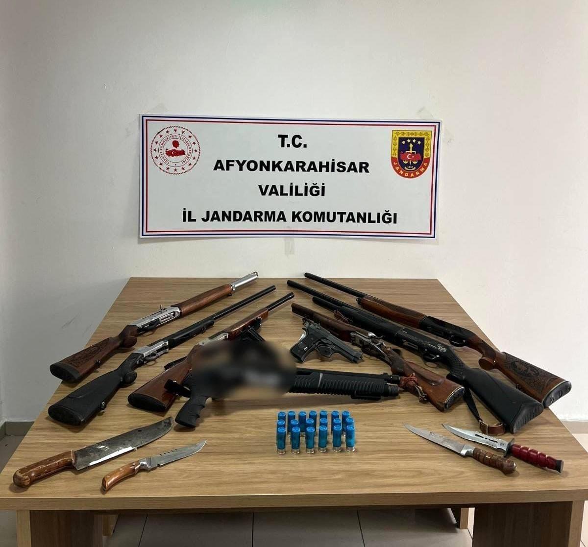 Düğünlerde Havaya Ateş Açanlar Yakalandı