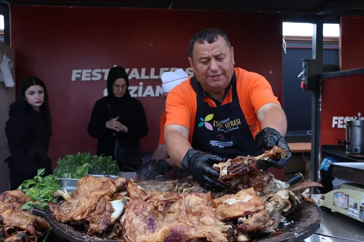 Esnaf Sofrası Festivali Gaziantep\'te Başladı