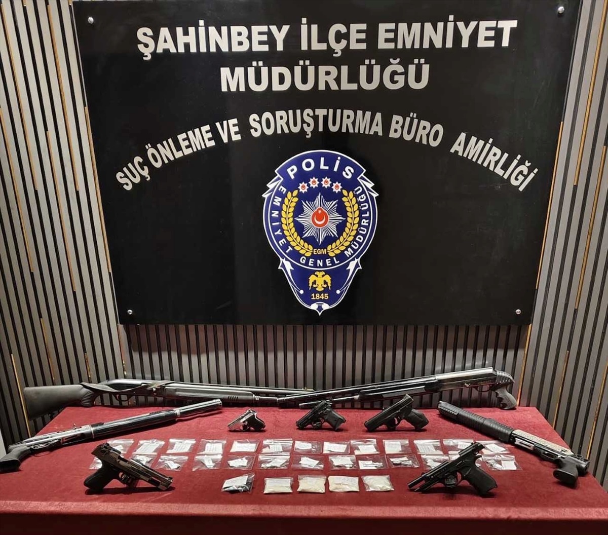 Gaziantep\'te Uyuşturucu Operasyonu: 4 Gözaltı