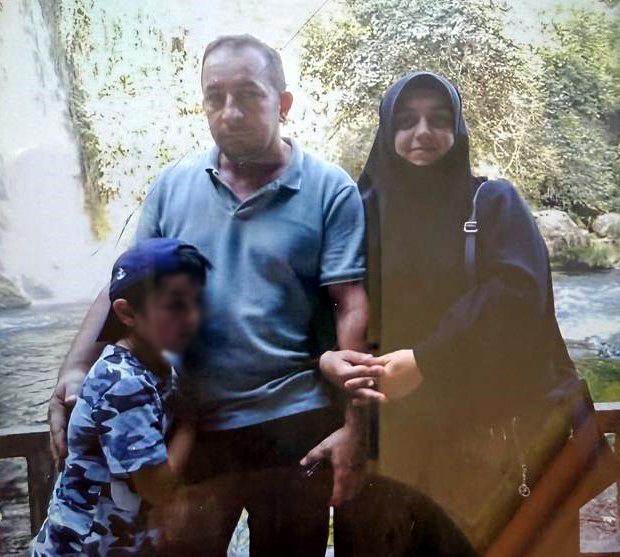 Gebze'de yıkılan binada 2 kişinin cansız bedenine ulaşıldı, 1 kişi sağ çıkarıldı Gebze'de yıkılan binada 2 kişinin cansız bedenine ulaşıldı, 1 kişi sağ çıkarıldı