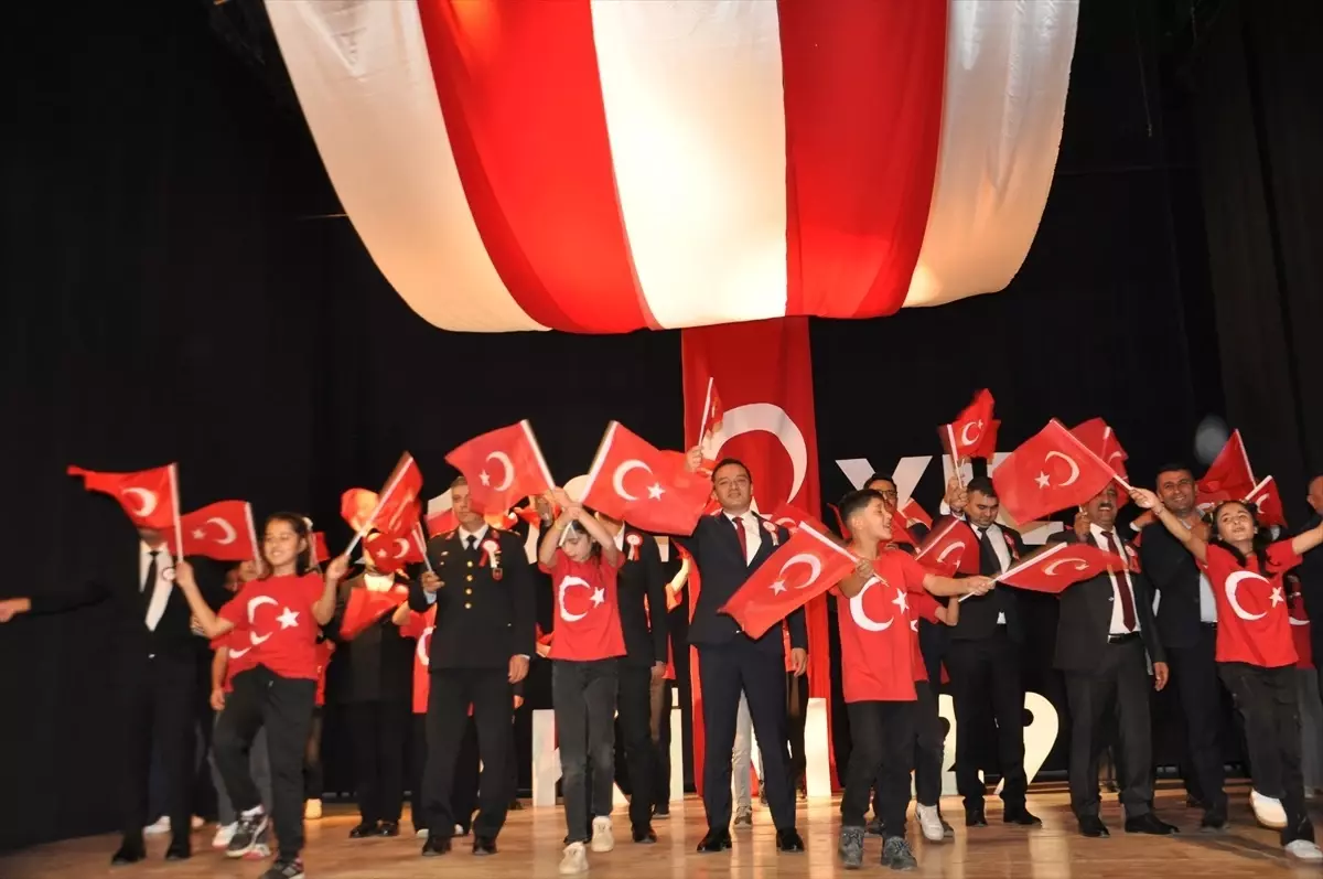 Hizan\'da Cumhuriyet Bayramı Coşkuyla Kutlandı