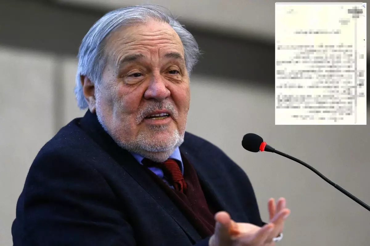 İlber Ortaylı, Cumhuriyet\'in ilan belgesini paylaştı