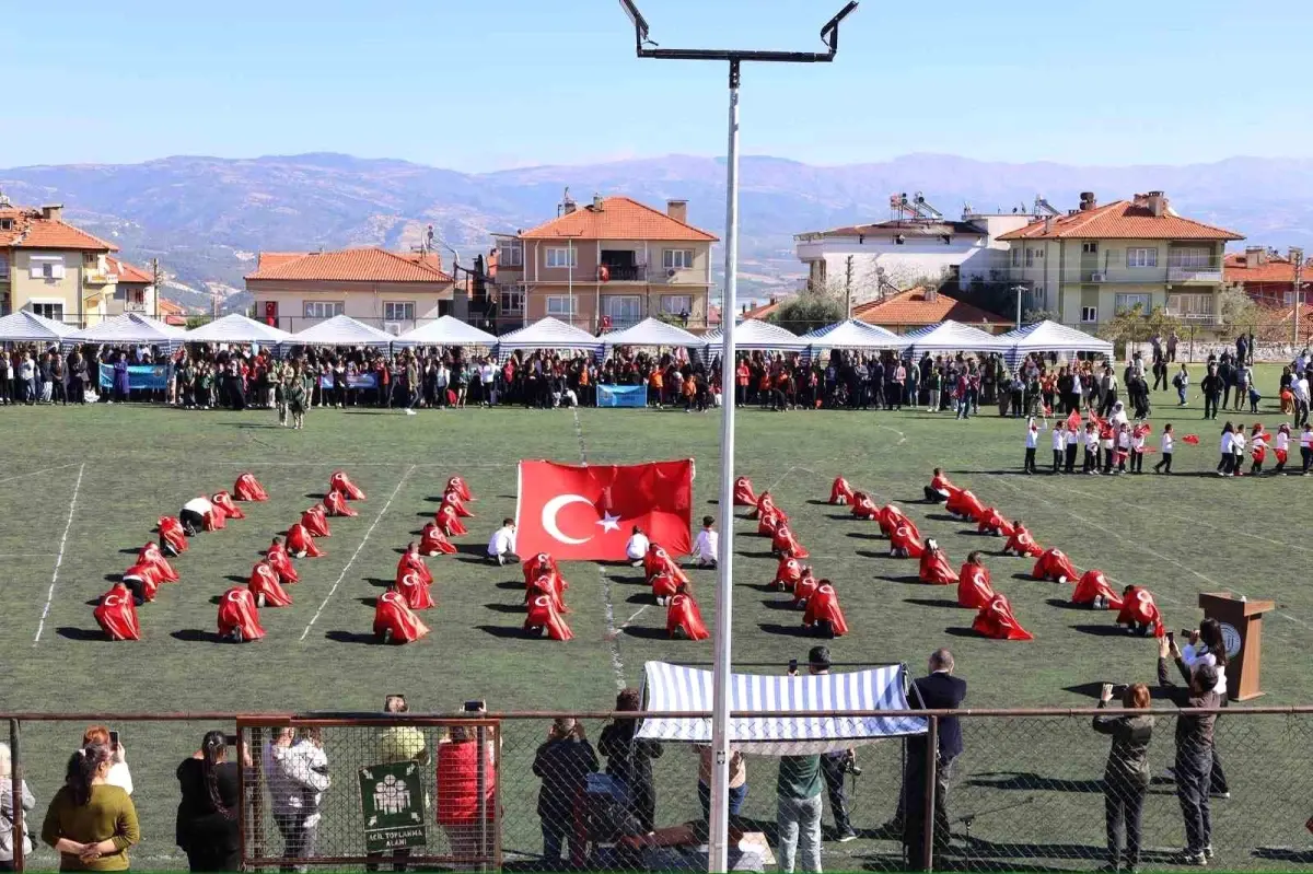 Cumhuriyet\'in 102. Yılı Coşkuyla Kutlandı