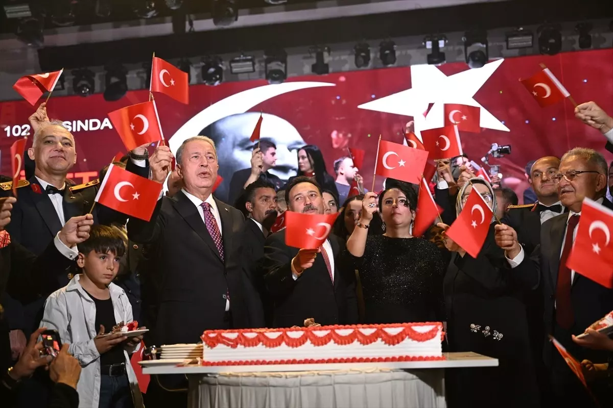 Kayseri\'de Cumhuriyet Bayramı Resepsiyonu