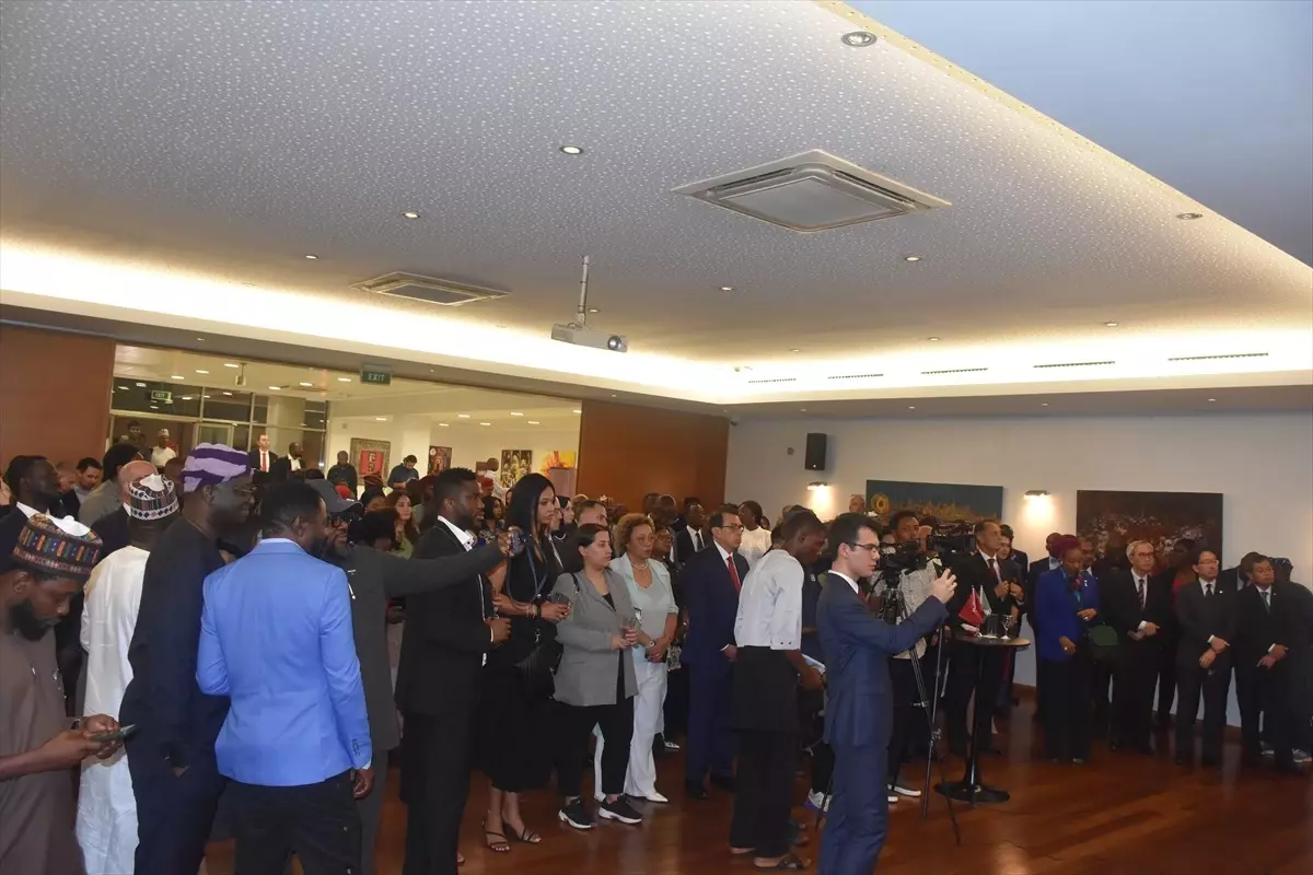 Nijerya\'da, Cumhuriyet\'in 102. yılı kutlandı