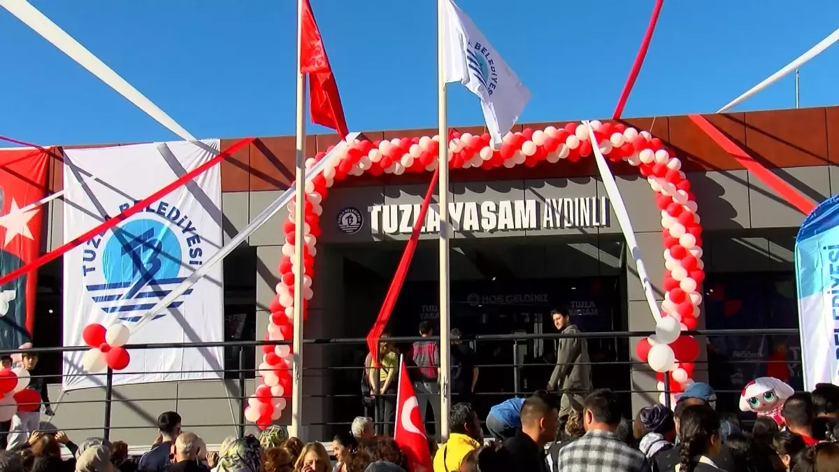 CHP Genel Başkanı Özgür Özel\'in Açıklamaları