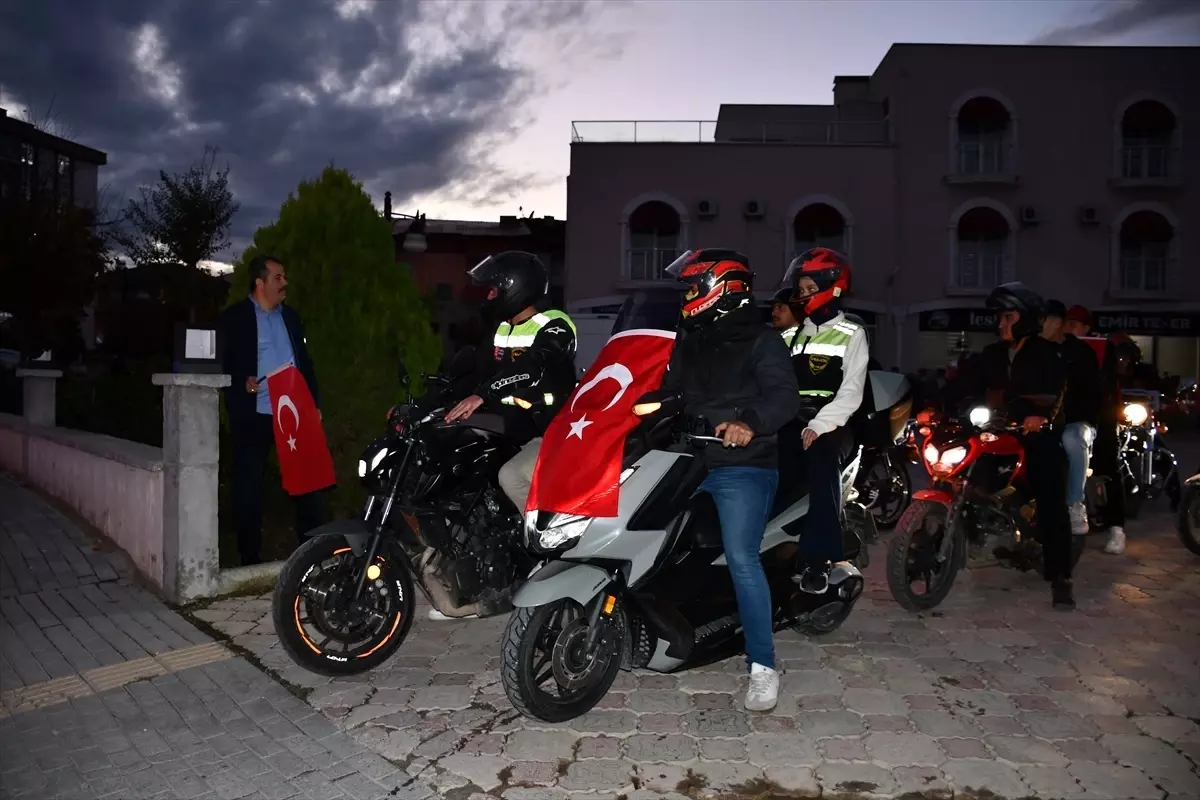 Vezirköprü\'de Motosiklet Korteji