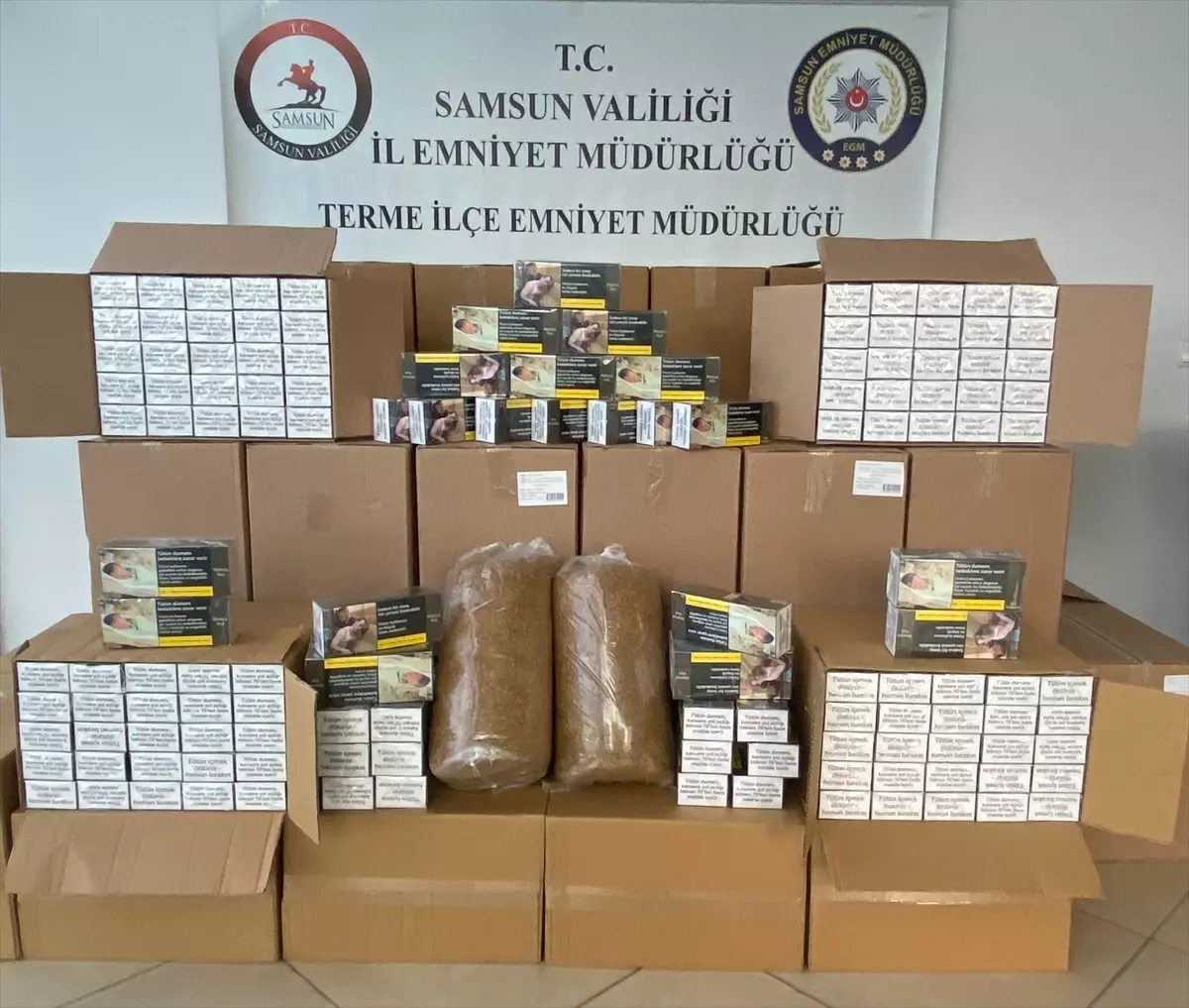 Samsun\'da 471 Bin Makaron Ele Geçirildi