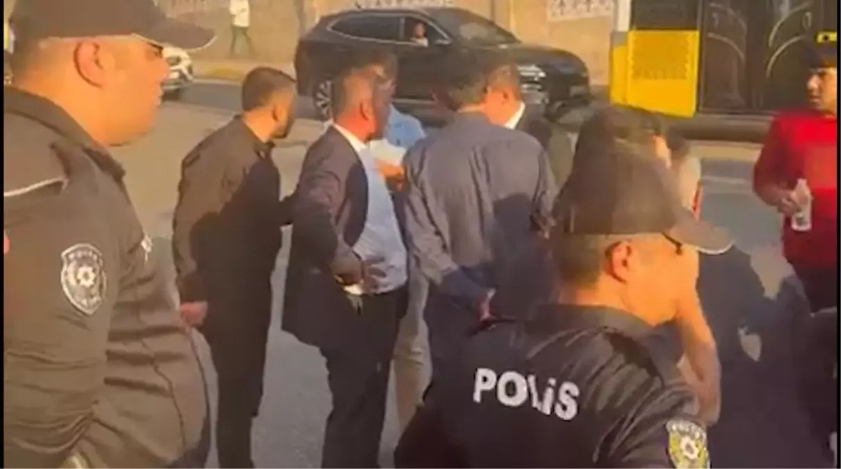 Şanlıurfa\'da defin öncesi \'park\' kavgası: 9 yaralı