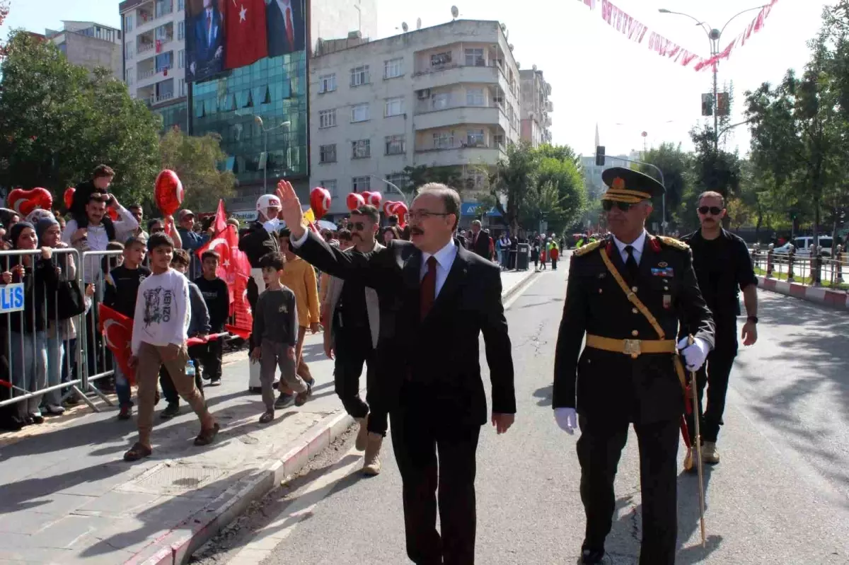 Siirt\'te Cumhuriyet Bayramı kutlandı