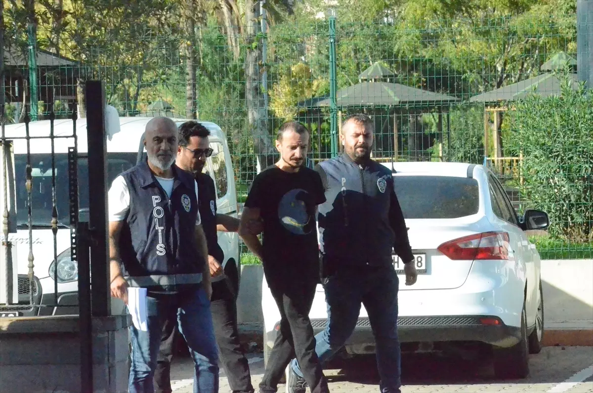 Firari Hükümlü Aydın\'da Yakalandı